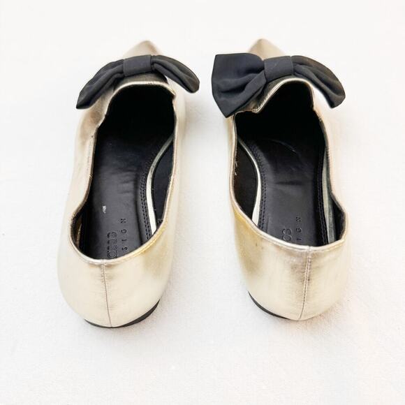 ASOS Design Bow Front Flats  Metallic Gold SZ8 - Picture 6 of 6